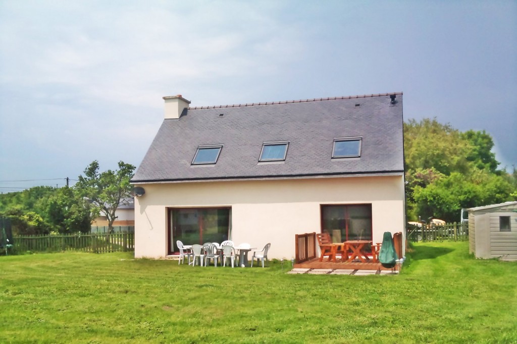 Renard garden patio 0613